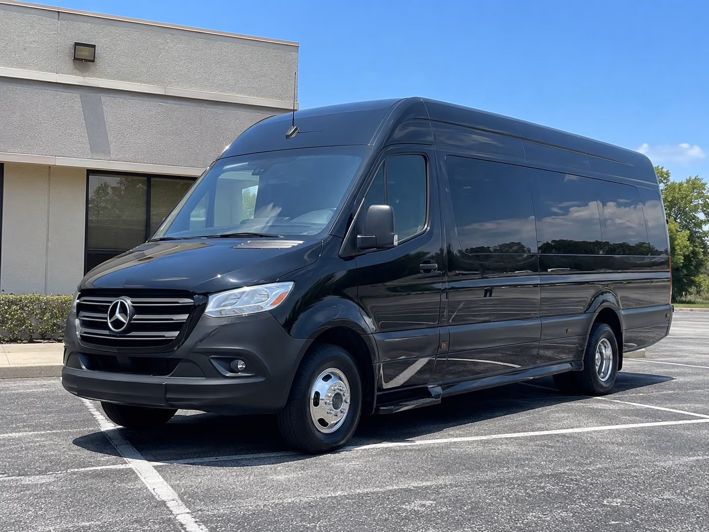 20 passenger sprinter van