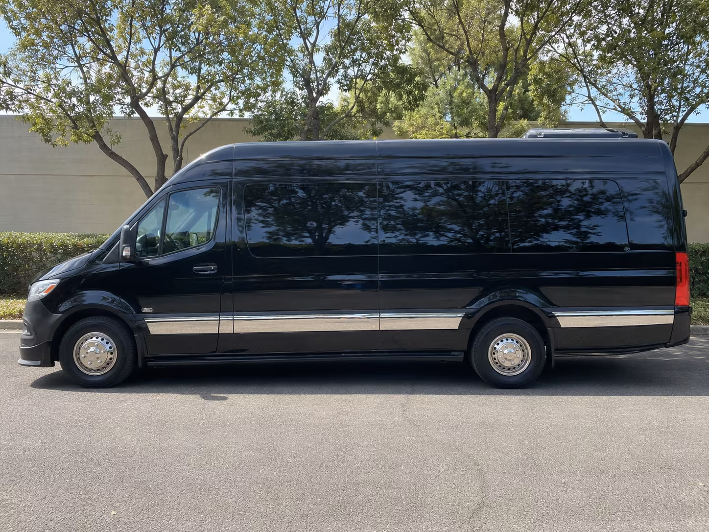 find the perfect transportation for your next prom 3